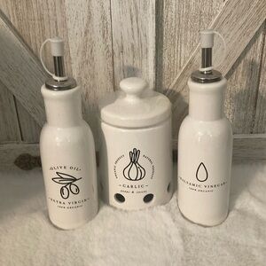 Target BP Ceramic Garlic Keeper and Ceramic Oil & Vinegar
